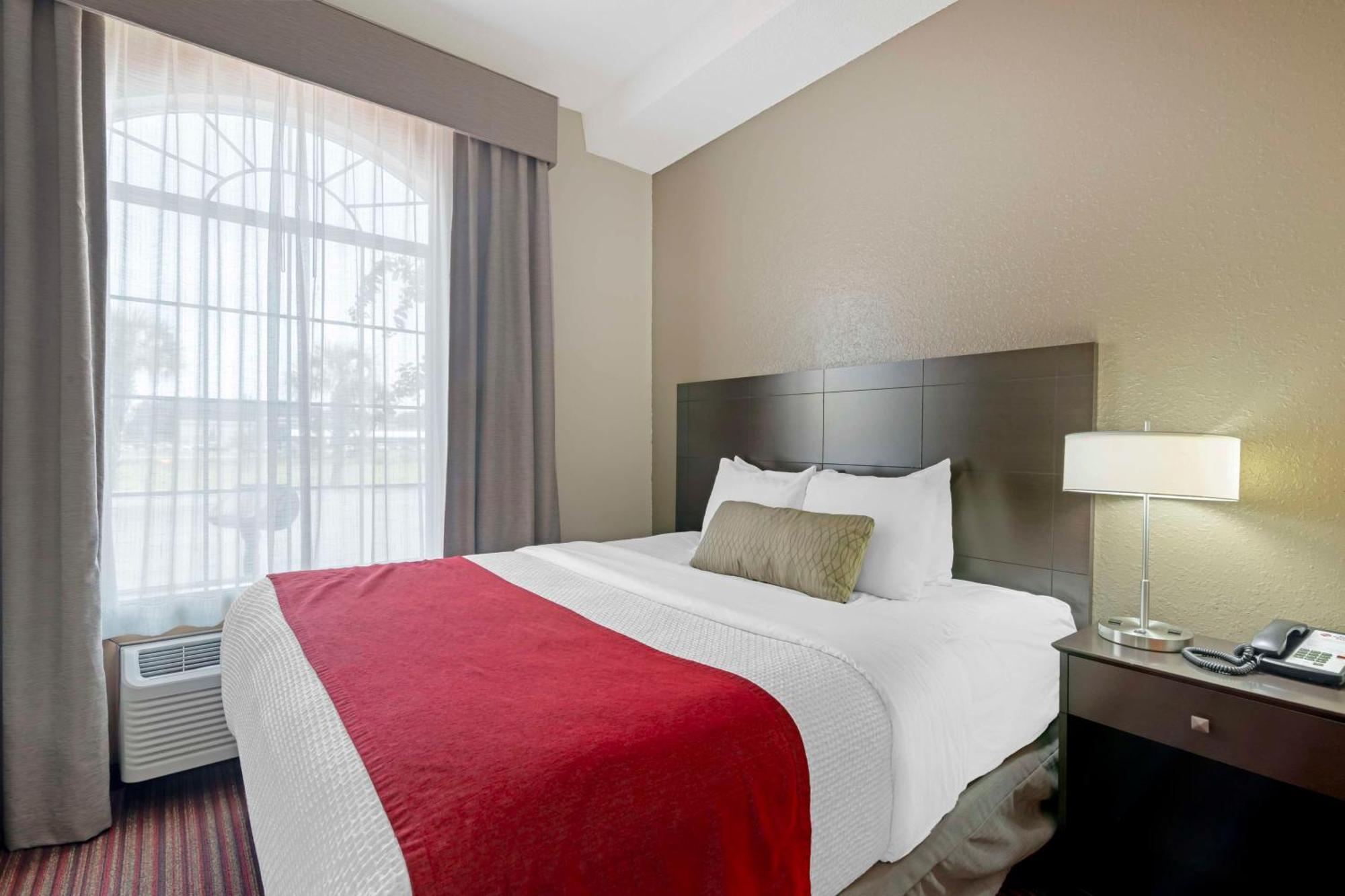 Best Western Plus Bradbury Inn And Suites Waycross Extérieur photo