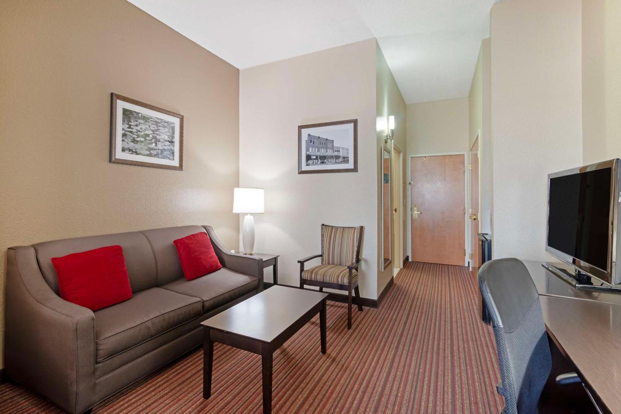 Best Western Plus Bradbury Inn And Suites Waycross Extérieur photo