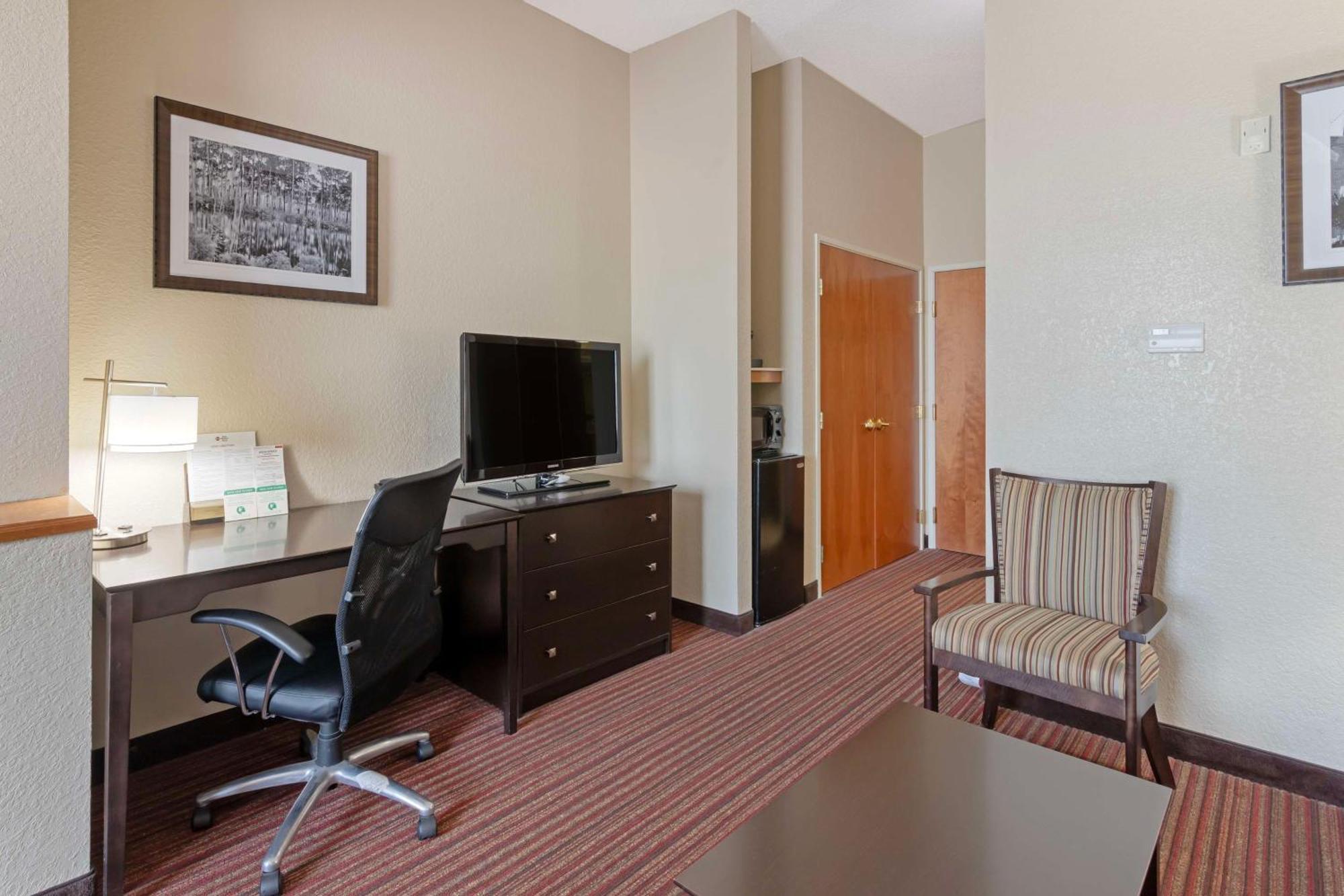 Best Western Plus Bradbury Inn And Suites Waycross Extérieur photo