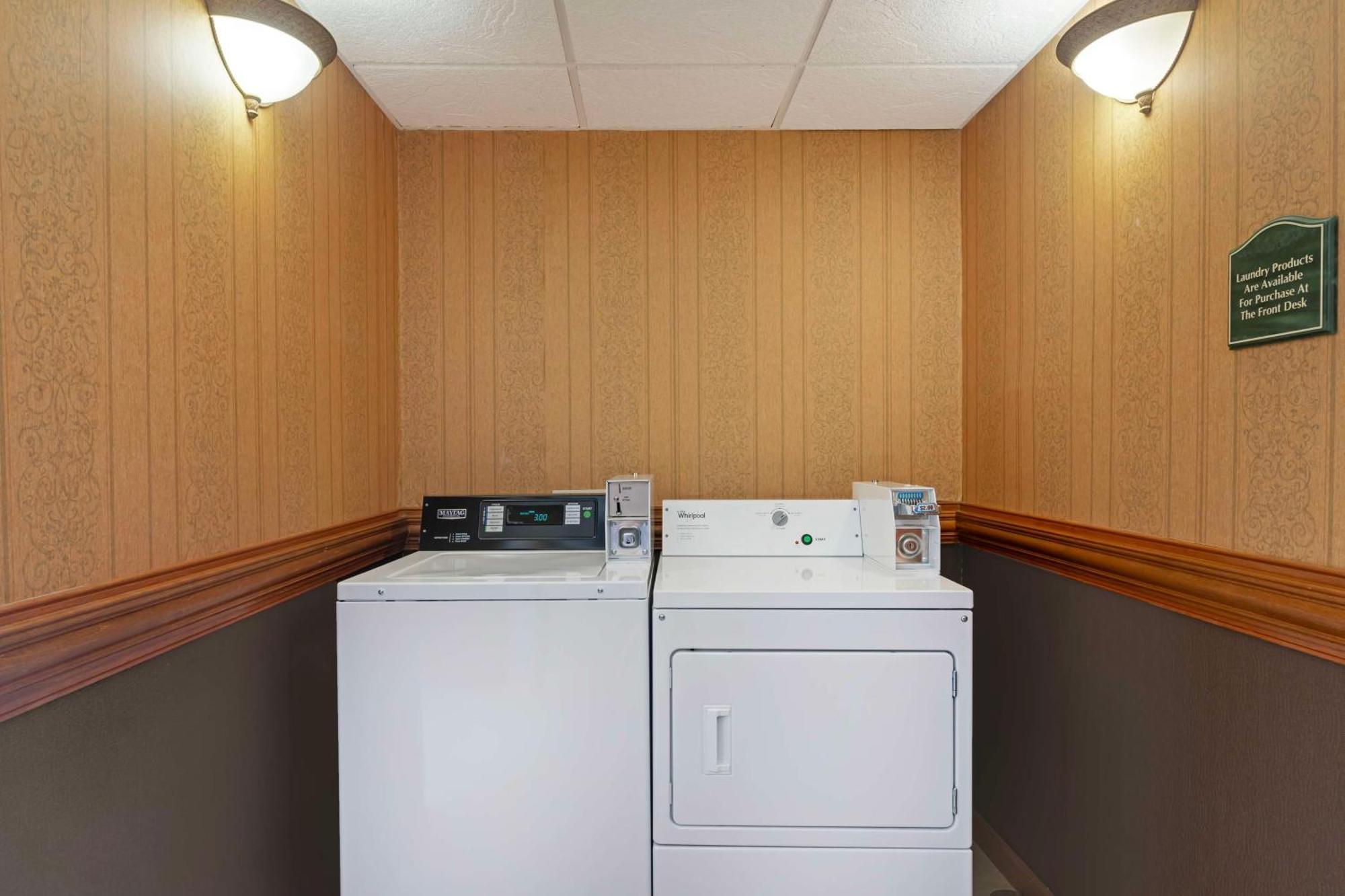 Best Western Plus Bradbury Inn And Suites Waycross Extérieur photo