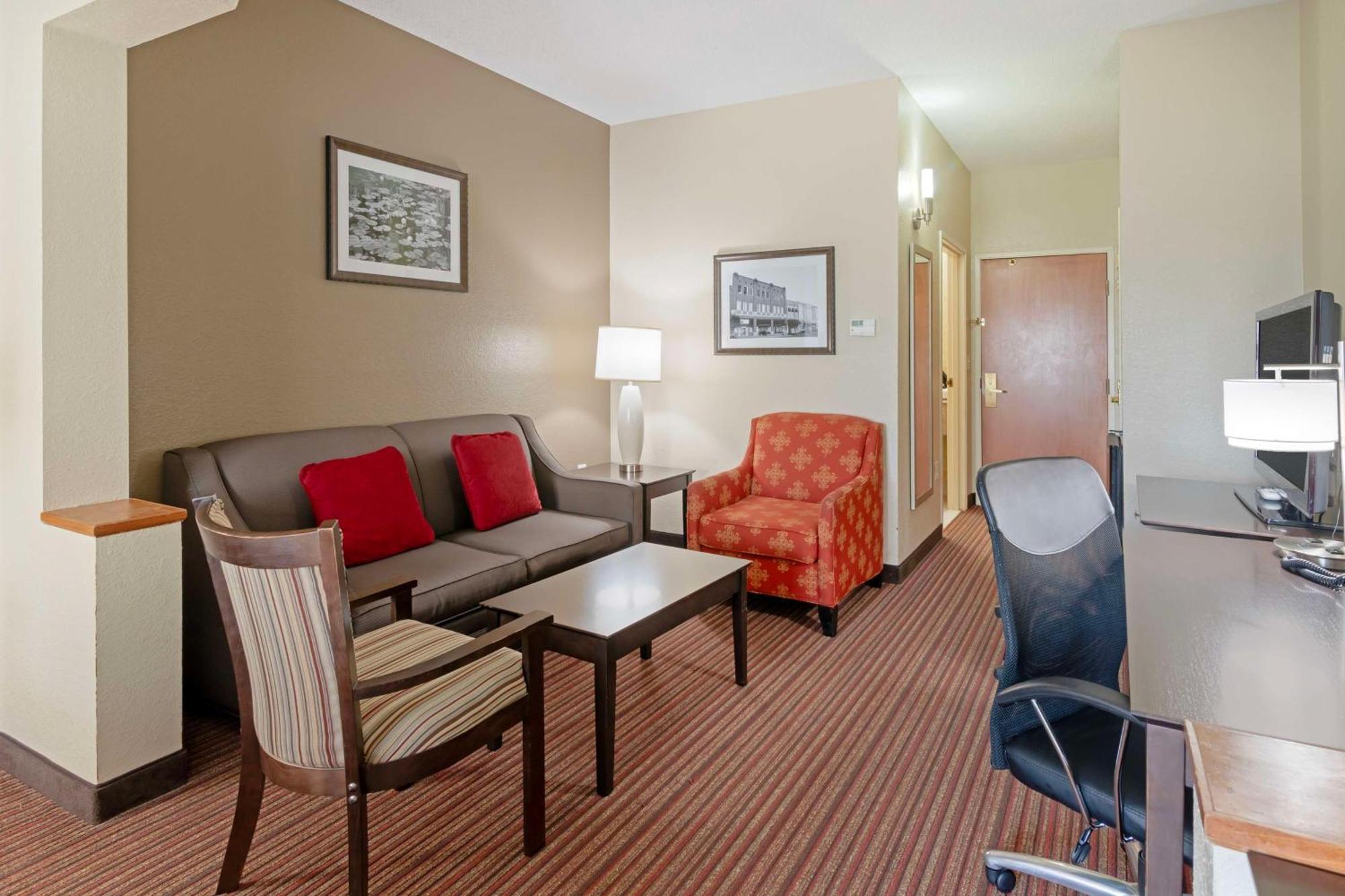Best Western Plus Bradbury Inn And Suites Waycross Extérieur photo